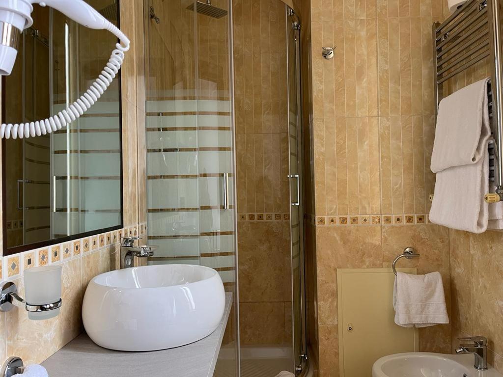 Glam Luxury Rome Hotel Bagian luar foto