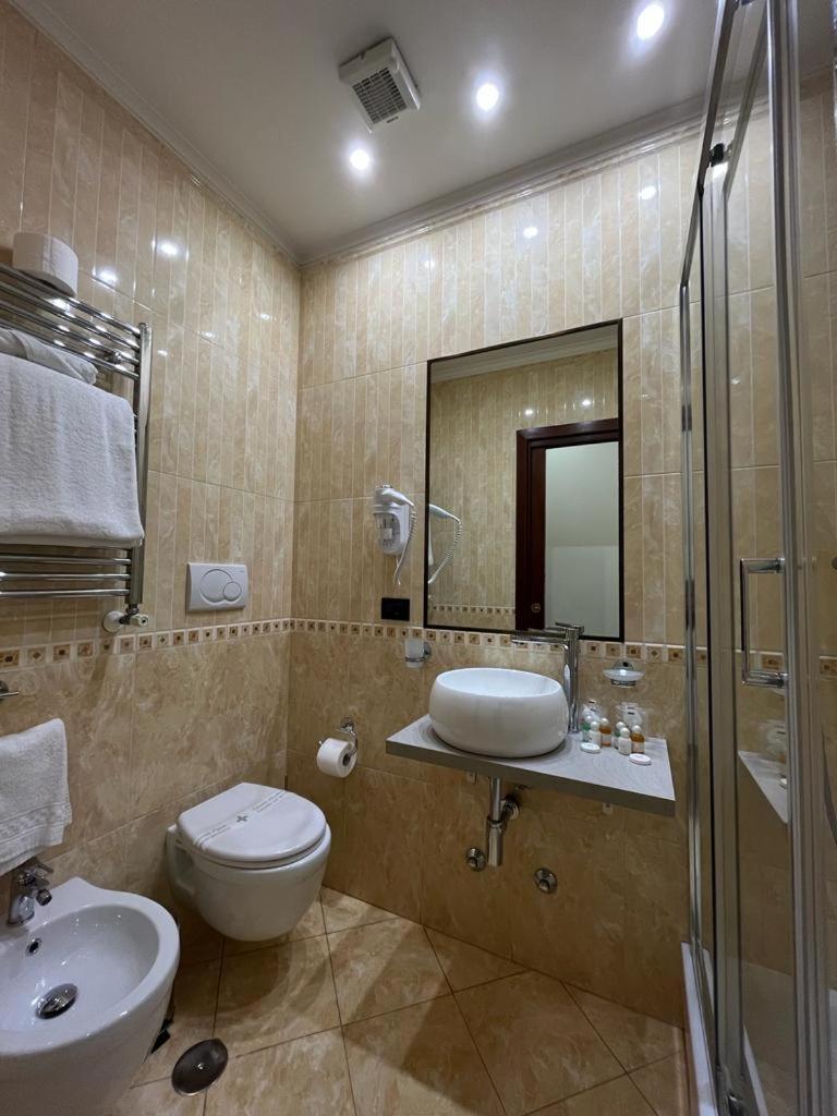 Glam Luxury Rome Hotel Bagian luar foto