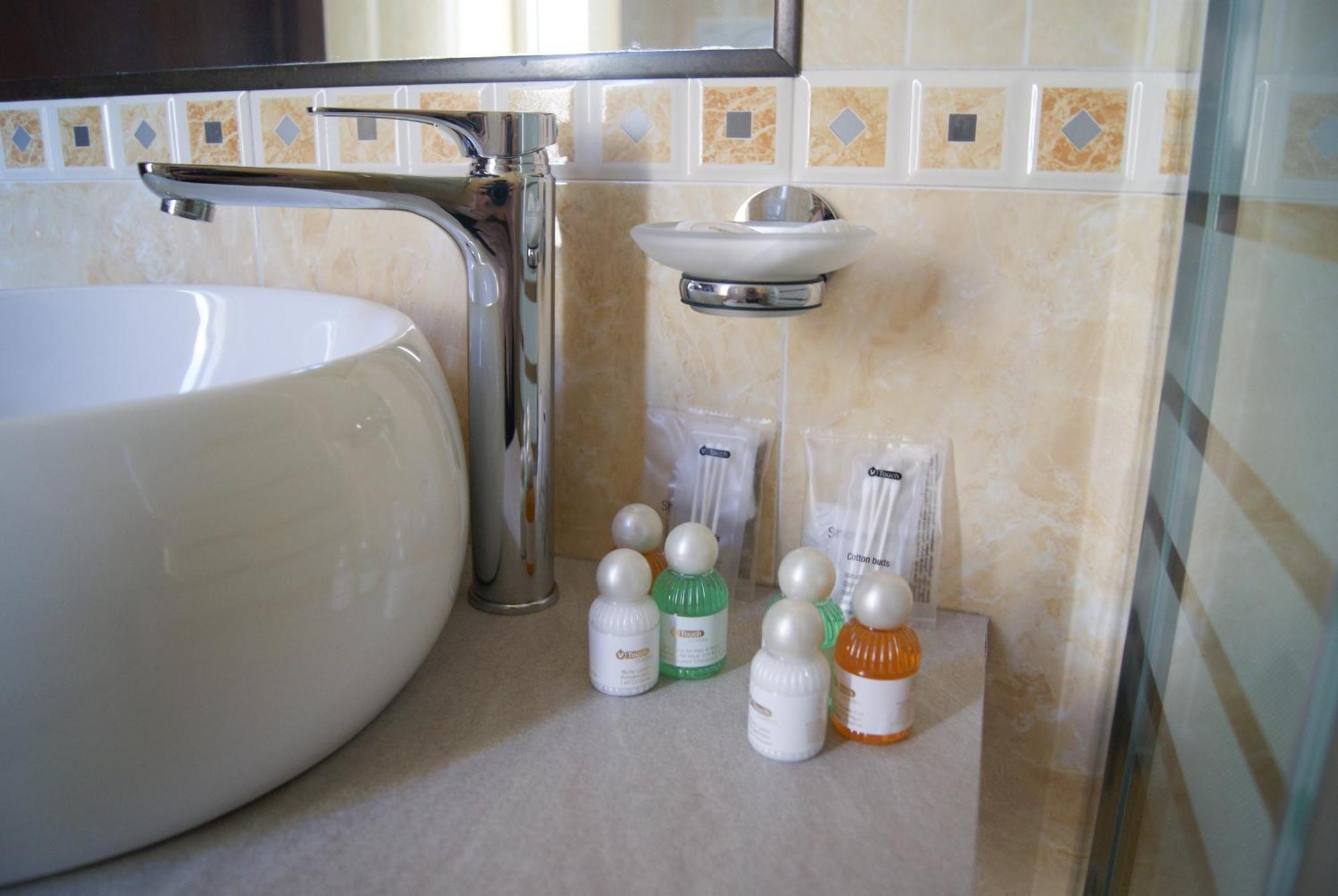 Glam Luxury Rome Hotel Bagian luar foto