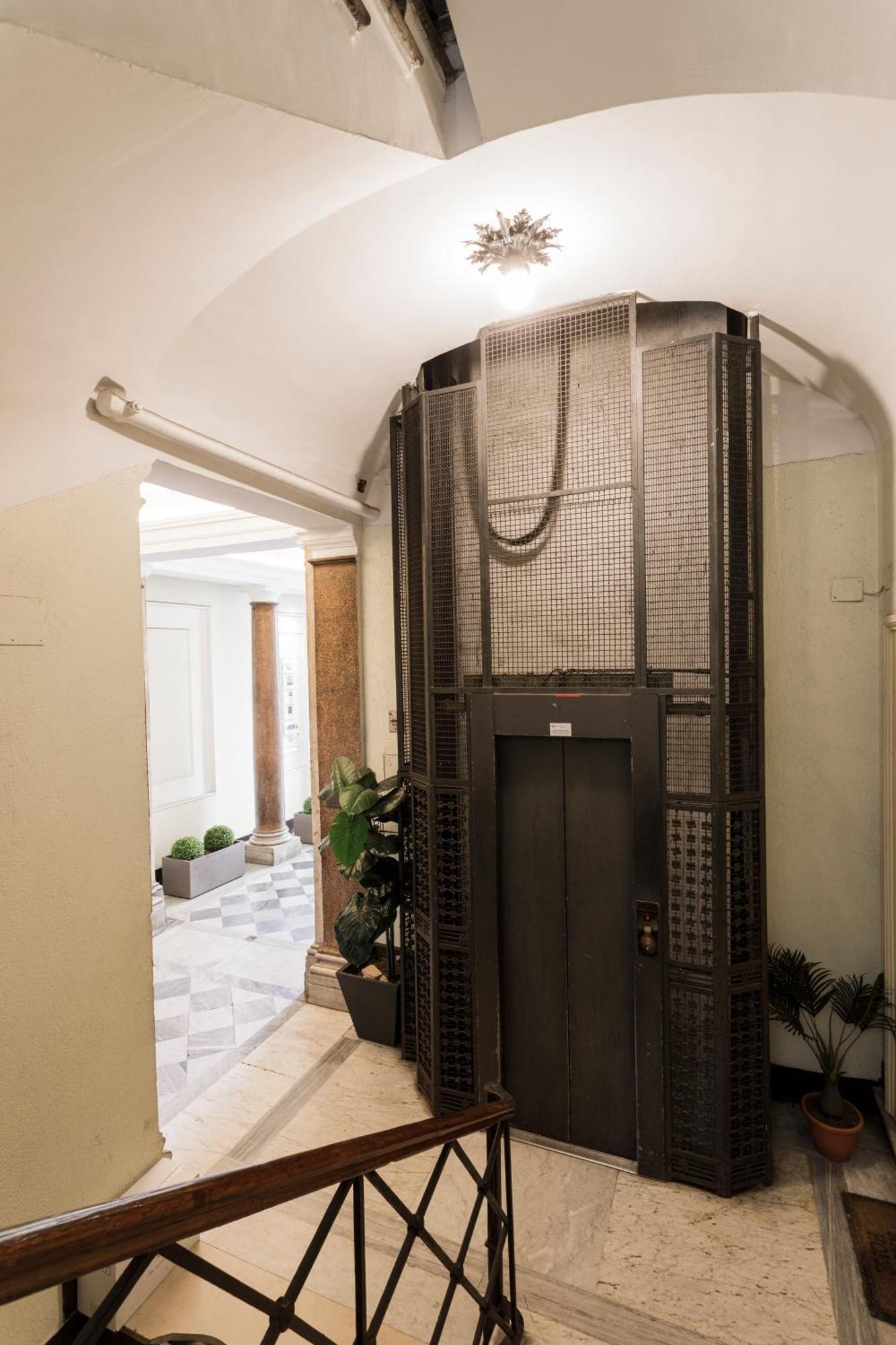 Glam Luxury Rome Hotel Bagian luar foto